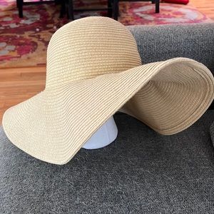 J Crew floppy hat